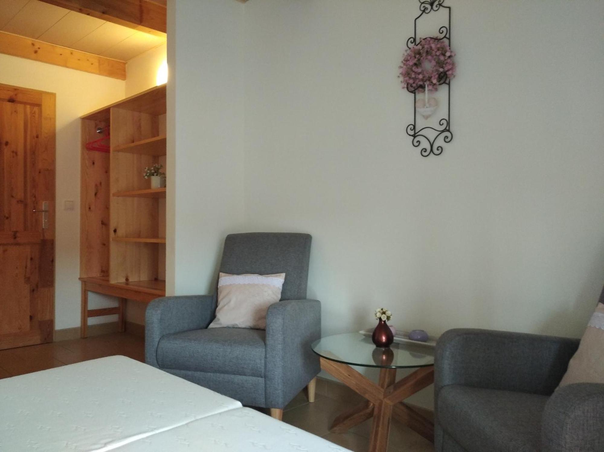 Machov Statek Bily Dvur - Bely酒店 外观 照片